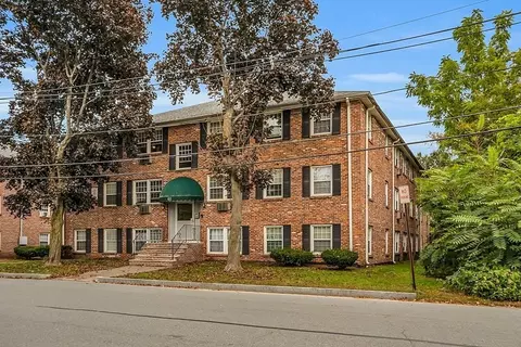 61 Mystic St #23, Methuen, MA 01844