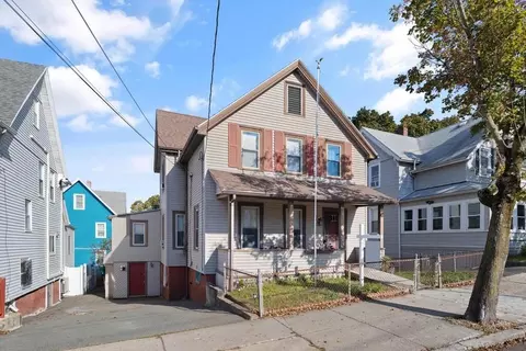 16 Cross St, Malden, MA 02148