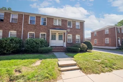 443 Cold Spring Ave #443, West Springfield, MA 01089