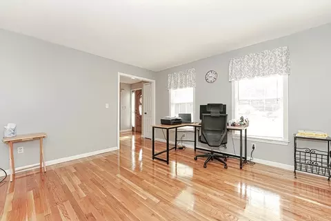 8 Britton St, Raynham, MA 02767 photo 9