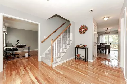 8 Britton St, Raynham, MA 02767 photo 4