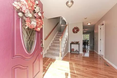 8 Britton St, Raynham, MA 02767 photo 2