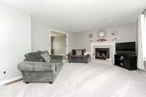 8 Britton St, Raynham, MA 02767 photo 16