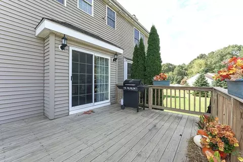 8 Britton St, Raynham, MA 02767 photo 31