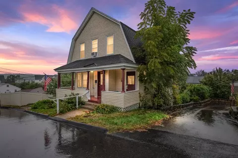 7 Kalmar St, Worcester, MA 01606