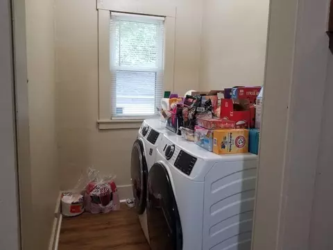 279-281 White St, Springfield, MA 01108 photo 9