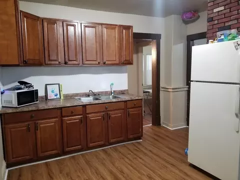 279-281 White St, Springfield, MA 01108 photo 4