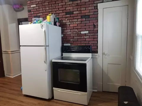 279-281 White St, Springfield, MA 01108 photo 5
