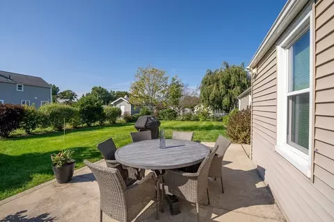 40 Francis St, Chicopee, MA 01013 photo 30