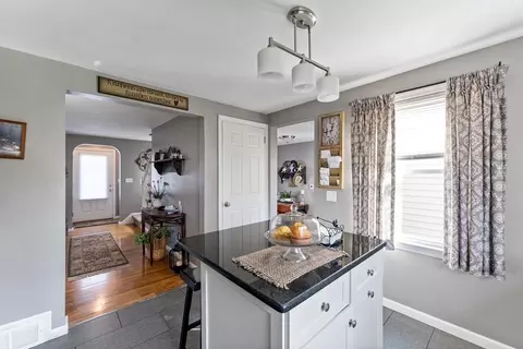40 Francis St, Chicopee, MA 01013 photo 12