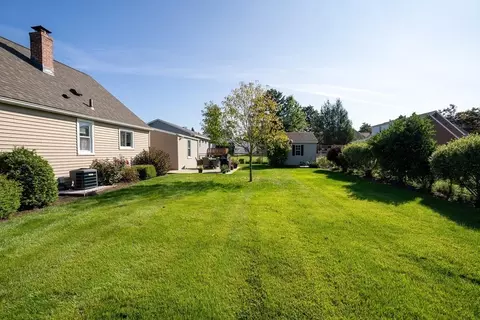 40 Francis St, Chicopee, MA 01013 photo 33