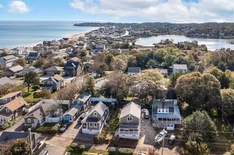 18 Avenue C, Plymouth, MA 02360