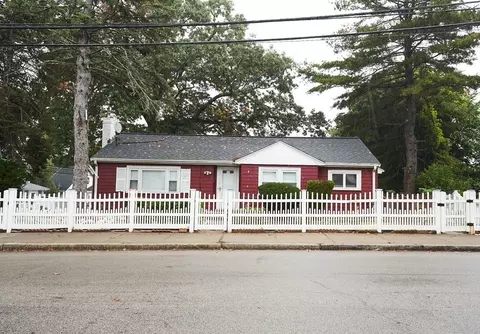 138 Wood Ave, Boston, MA 02136