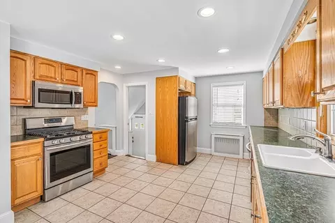 44 Woodward St, Everett, MA 02149 photo 8