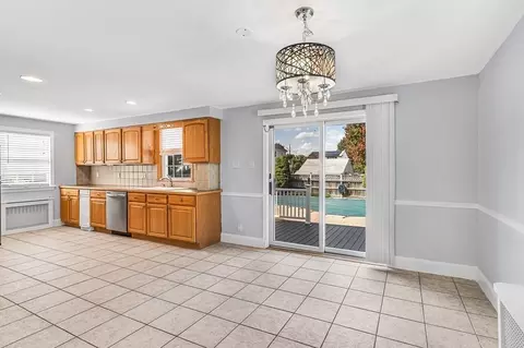44 Woodward St, Everett, MA 02149 photo 10