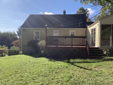 30 Royal Rd, Worcester, MA 01603 photo 2