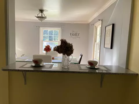 30 Royal Rd, Worcester, MA 01603 photo 10