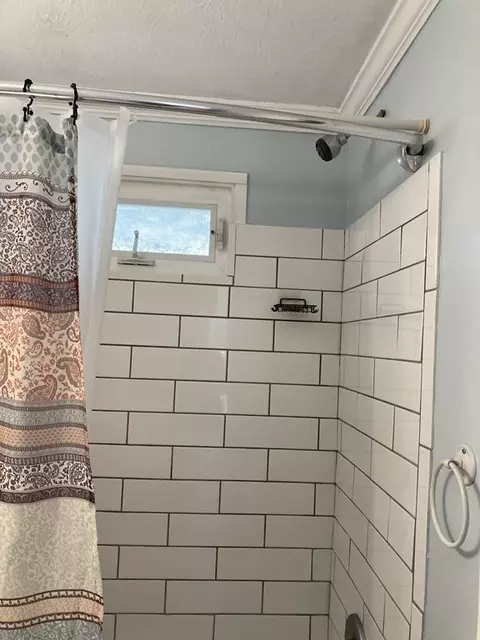 30 Royal Rd, Worcester, MA 01603 photo 18