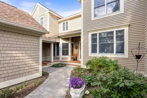 161 Nobscot Rd #161, Sudbury, MA 01776