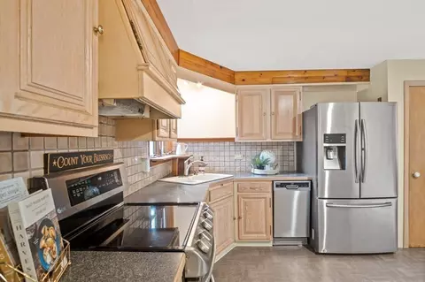 39 Meadow Dr, Middleton, MA 01949 photo 8