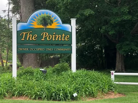 1 Brown Ave #1-28, Amesbury, MA 01913