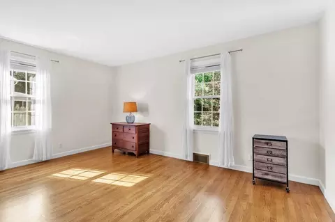 60 S Shore Dr, Springfield, MA 01118 photo 33