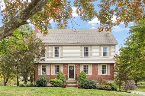 3 Larchmont Cir, Andover, MA 01810