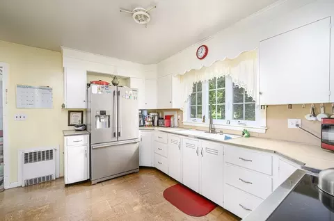 627 Pleasant St, Athol, MA 01331 photo 6