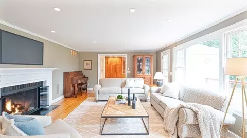 84 Wildwood Dr, Needham, MA 02492 photo 10