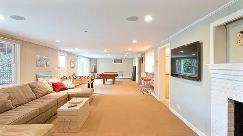 84 Wildwood Dr, Needham, MA 02492 photo 19