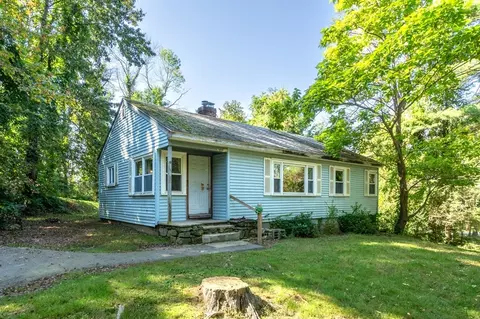 3 Brake Hill Ter, West Newbury, MA 01985