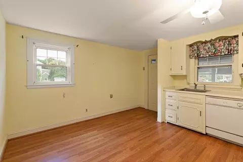 54 Fairmount Ave, Saugus, MA 01906 photo 5