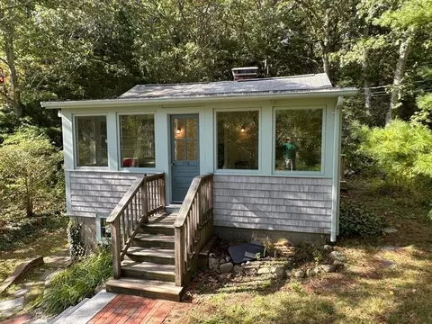 176 Ellisville Rd, Plymouth, MA 02360