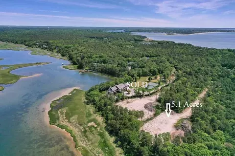 172 Vineyard Rd, Barnstable, MA 02635 photo 3