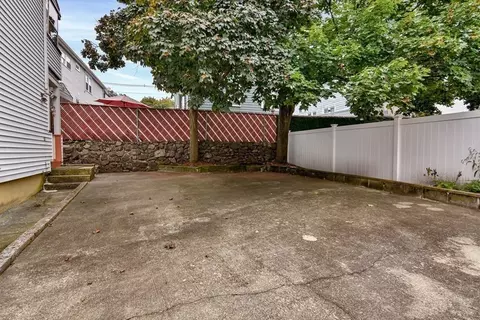 47 Estes St, Everett, MA 02149 photo 5