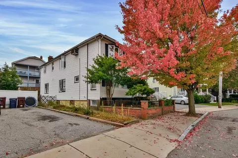 47 Estes St, Everett, MA 02149 photo 4