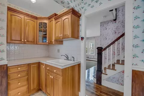 15 Halmstad St, Worcester, MA 01607 photo 12