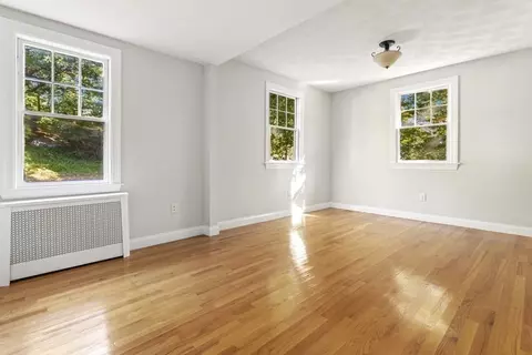 82 Spring St, Stoneham, MA 02180 photo 14