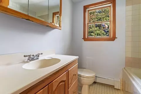 82 Spring St, Stoneham, MA 02180 photo 21