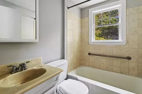 82 Spring St, Stoneham, MA 02180 photo 17