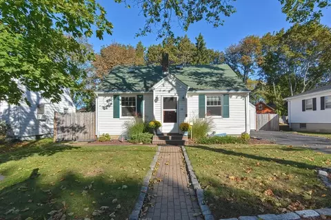 221 Fountain St, Framingham, MA 01702