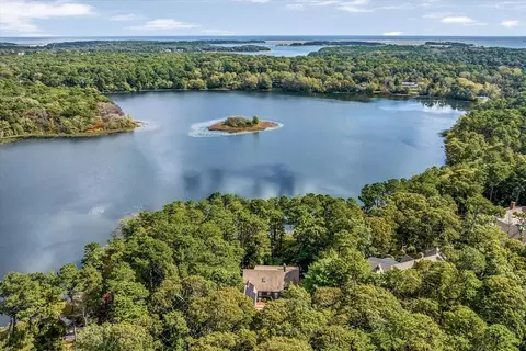 17 Pilgrim Lake Ter E, Orleans, MA 02653