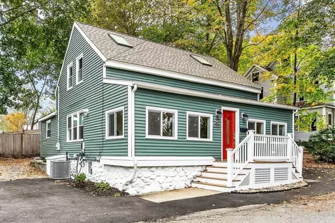 26 Mill St, Maynard, MA 01754 photo 5
