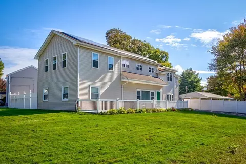 63 Baldwin Rd, Brockton, MA 02302