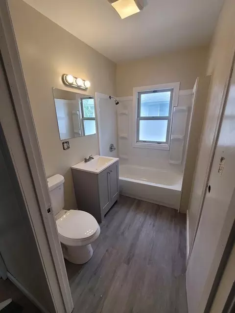 47-49 Longview St, Springfield, MA 01108 photo 8