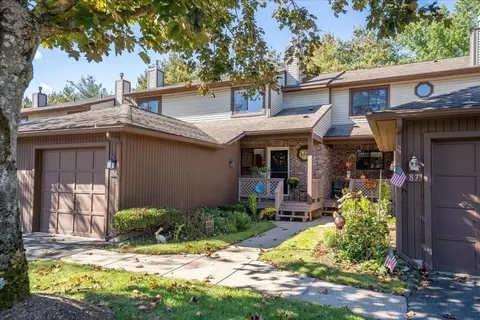 86 Dogwood Ln #86, Agawam, MA 01001