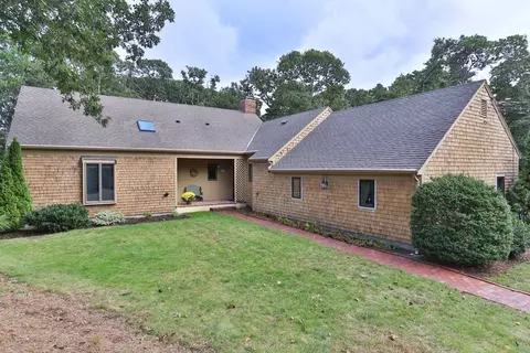 88 Fox Hill Rd, Chatham, MA 02633