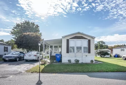193 Tremont #73, Taunton, MA 02780