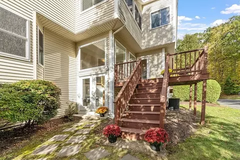 17 Governors Way # A, Milford, MA 01757