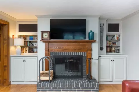 8 Mill River Dr, Mendon, MA 01756 photo 10